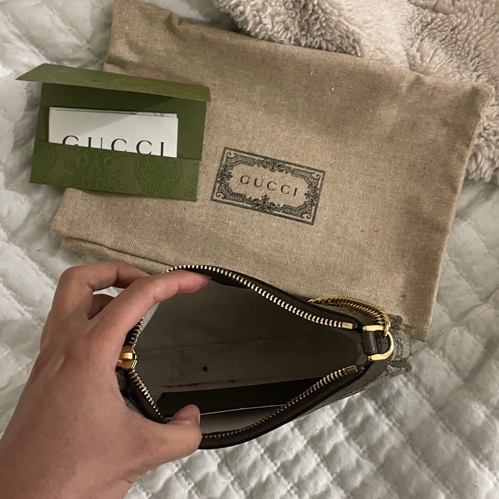 Gucci Ophidia Mini GG Supreme Shoulder Bag in Beige and Brown with Gold Hardware - Picture 4 of 12